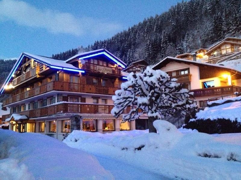 Hotel Alpina Морзін Екстер'єр фото